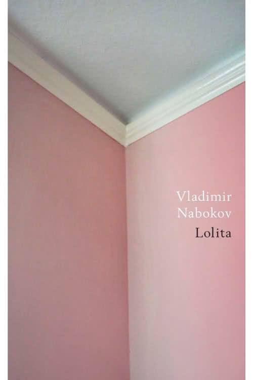 На "Реддите" обсуждают обложку книги "Лолита" (9 фото)