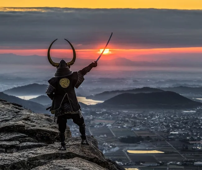 Самурай-путешественник во времени в фотопроекте Ацуси Кобаяси