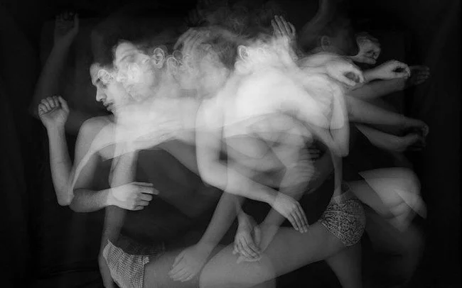 Сон влюбленных на длительной выдержке