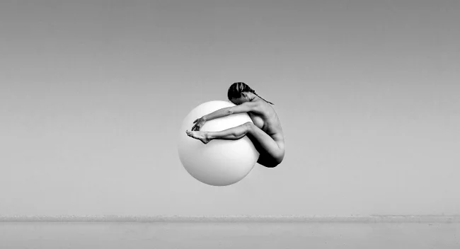 Мрачные фантазии в стиле ню от фотографа Gobotoru