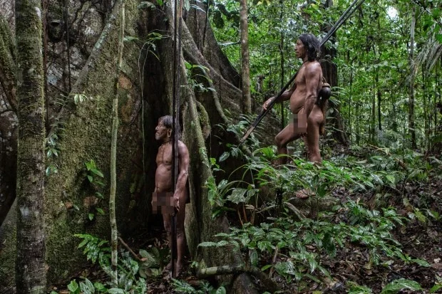 Tireless Jungle Hunters: The Amazonian Waorani Tribe (9 photos)